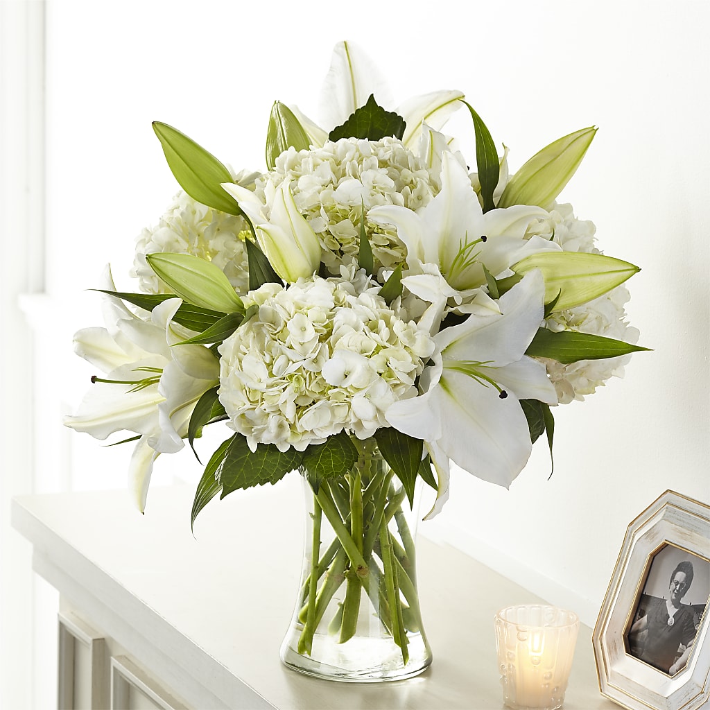 Compassionate Lily Bouquet – Pt Passionate Florist, Monroe WA