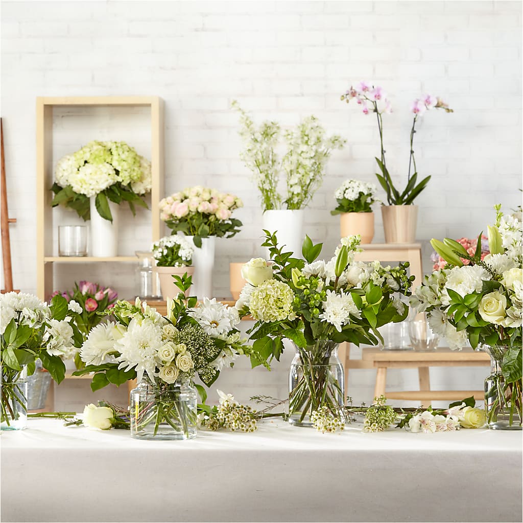 Classic Ivory – A Florist Original – Pt Passionate Florist, Monroe WA