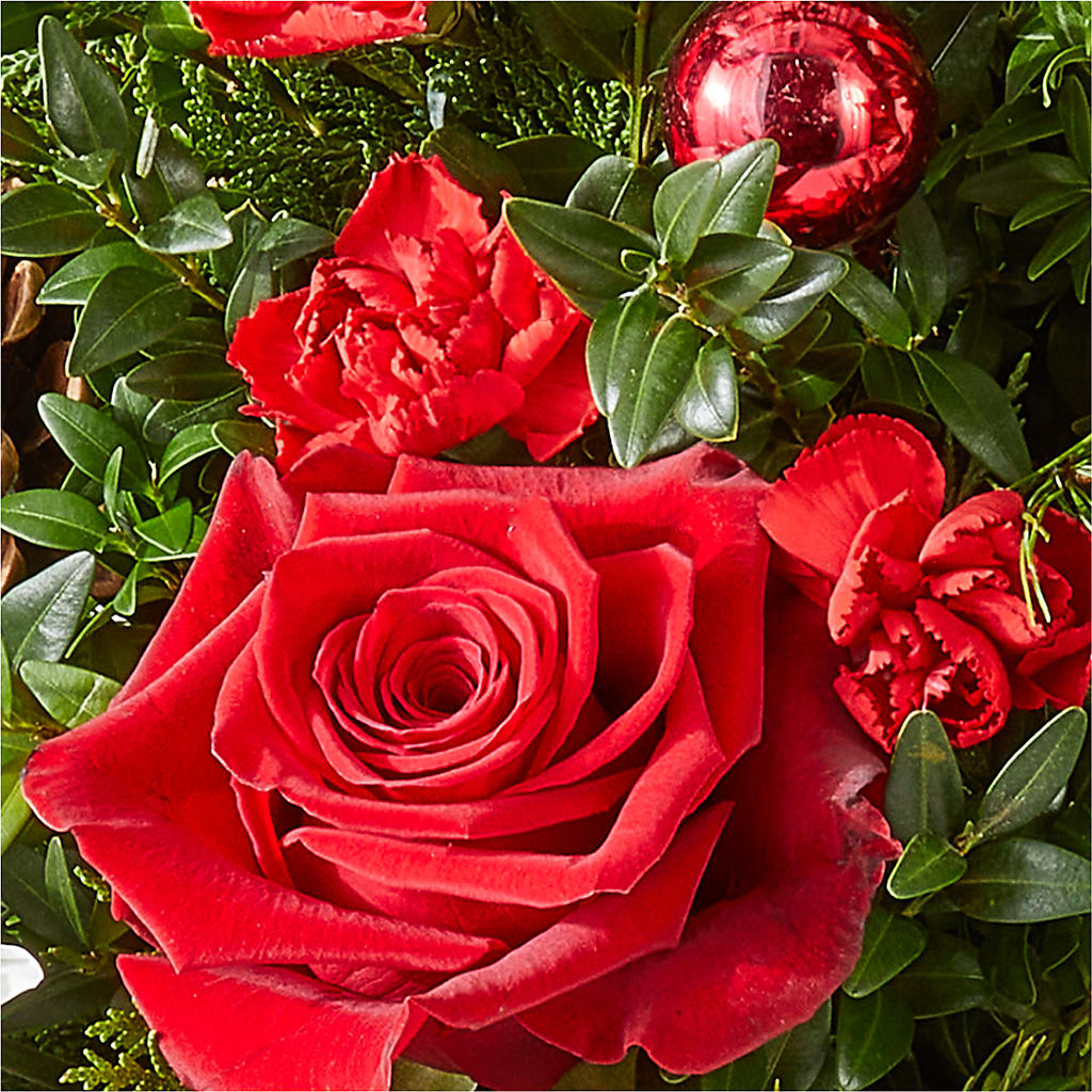Spiced Gingerbread Tree –  Pt Passionate Florist, Monroe WA