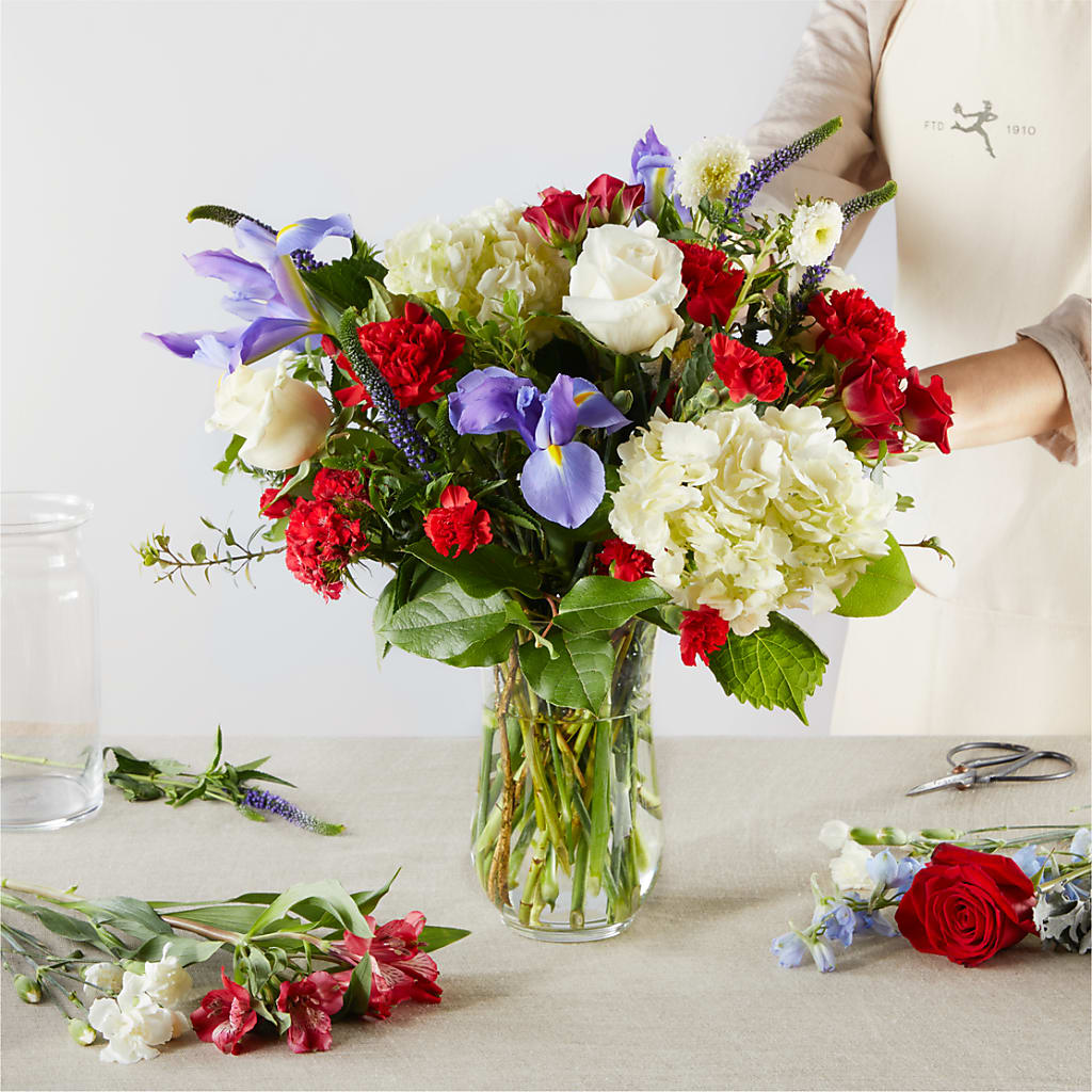Star Spangled - A Florist Original –  Pt Passionate Florist, Monroe WA