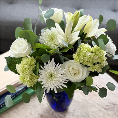 Snowy Dreams Bouquet –  Pt Passionate Florist, Monroe WA