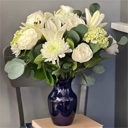 Snowy Dreams Bouquet –  Pt Passionate Florist, Monroe WA