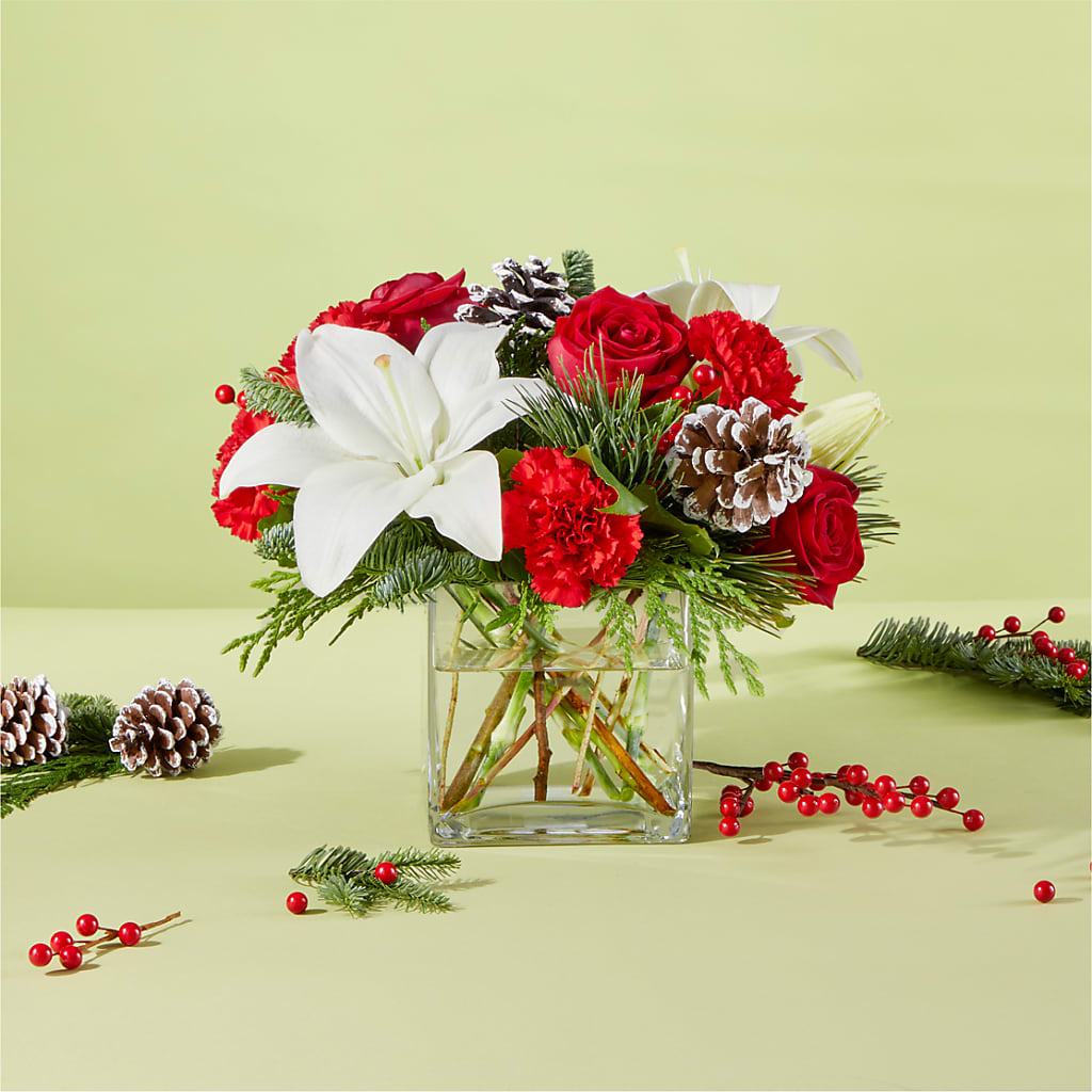 Glistening Icicles Bouquet –  Pt Passionate Florist, Monroe WA